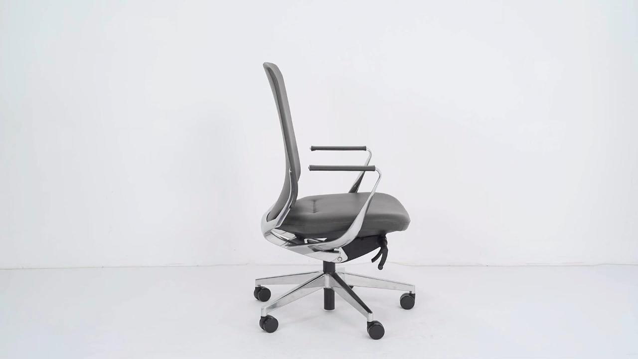 AC82B Luxury Leather Manager Office Chair